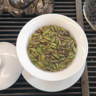 tra-mong-rong-doc-ban-tu-nui-cao-di-san-tu-dat-troi