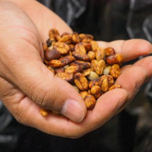 infused-coffee-ky-thuat-lay-cam-hung-tu-ruou-vang