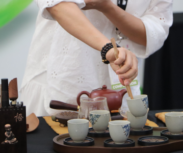 ba-truong-phai-thuong-tra-kinh-dien