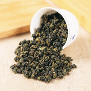 tra-cao-son-dai-loan-uong-ca-khi-troi-do-cao-1000m