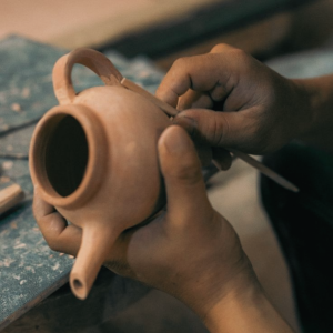 tra-cu-viet-nam-net-dep-cua-gom-bat-trang-chu-dau