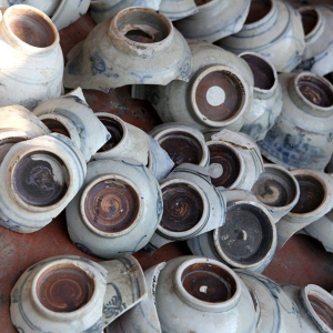 tra-cu-viet-nam-net-dep-cua-gom-bat-trang-chu-dau