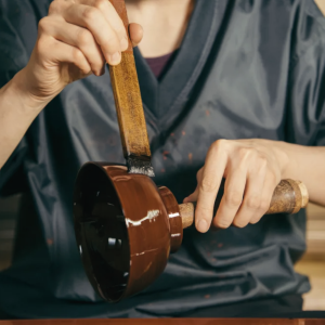 kintsugi-khi-vet-nut-tro-thanh-nghe-thuat