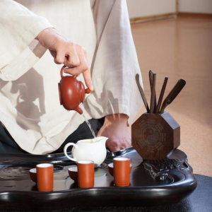 ba-truong-phai-thuong-tra-kinh-dien