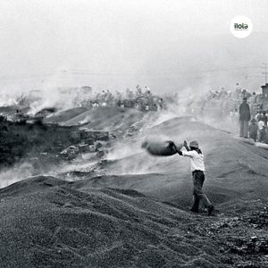 khung-hoang-gia-ca-phe