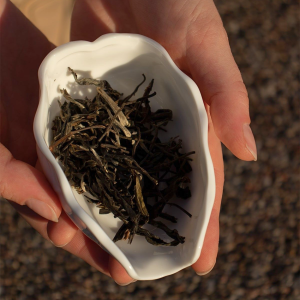 qua-tang-tra-dac-san-tai-ha-noi