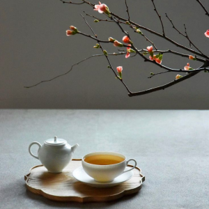 uong-tra-noi-gi-4-cau-than-chu-dung-nguoi-dung-gu