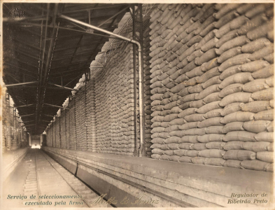 hermann-sielcken-thao-tung-gia-ca-phe-lich-su