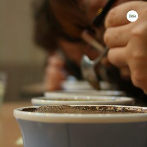 tai-sao-phai-hup-khi-thu-nem-ca-phe