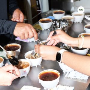 tai-sao-phai-hup-khi-thu-nem-ca-phe