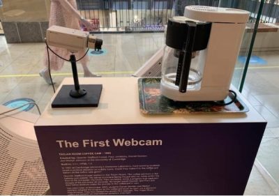 webcam-dau-tien-tren-the-gioi-ra-doi-de-canh-ca-phe