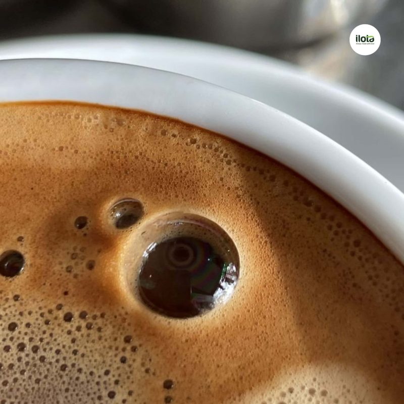 so-sanh-lop-crema-cua-robusta-va-arabica