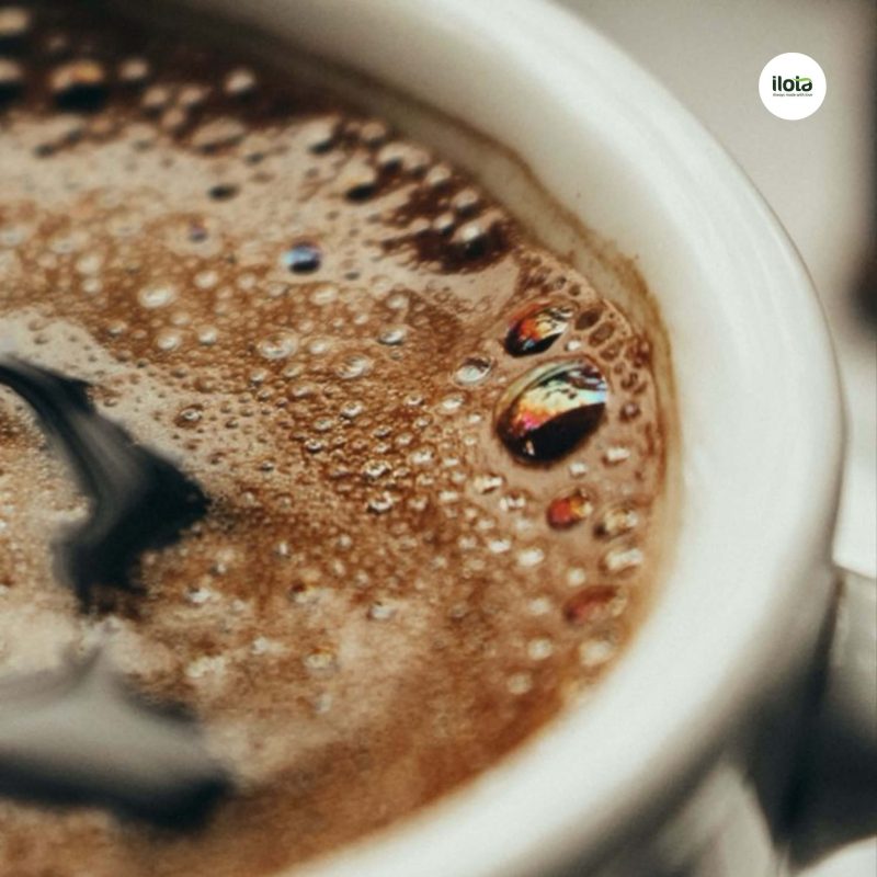 so-sanh-lop-crema-cua-robusta-va-arabica