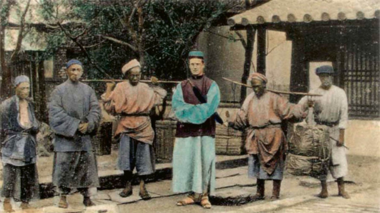 vu-trom-tra-cua-nuoc-anh-cap-bi-mat-luc-dia-ty-dan