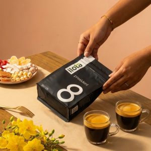 mua-ca-phe-dac-san-lam-qua-o-ha-noi